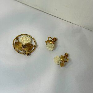 Antique Signed "KL" 12K Gold Filled Floral Pin V886 with Clip On Earrings Set
